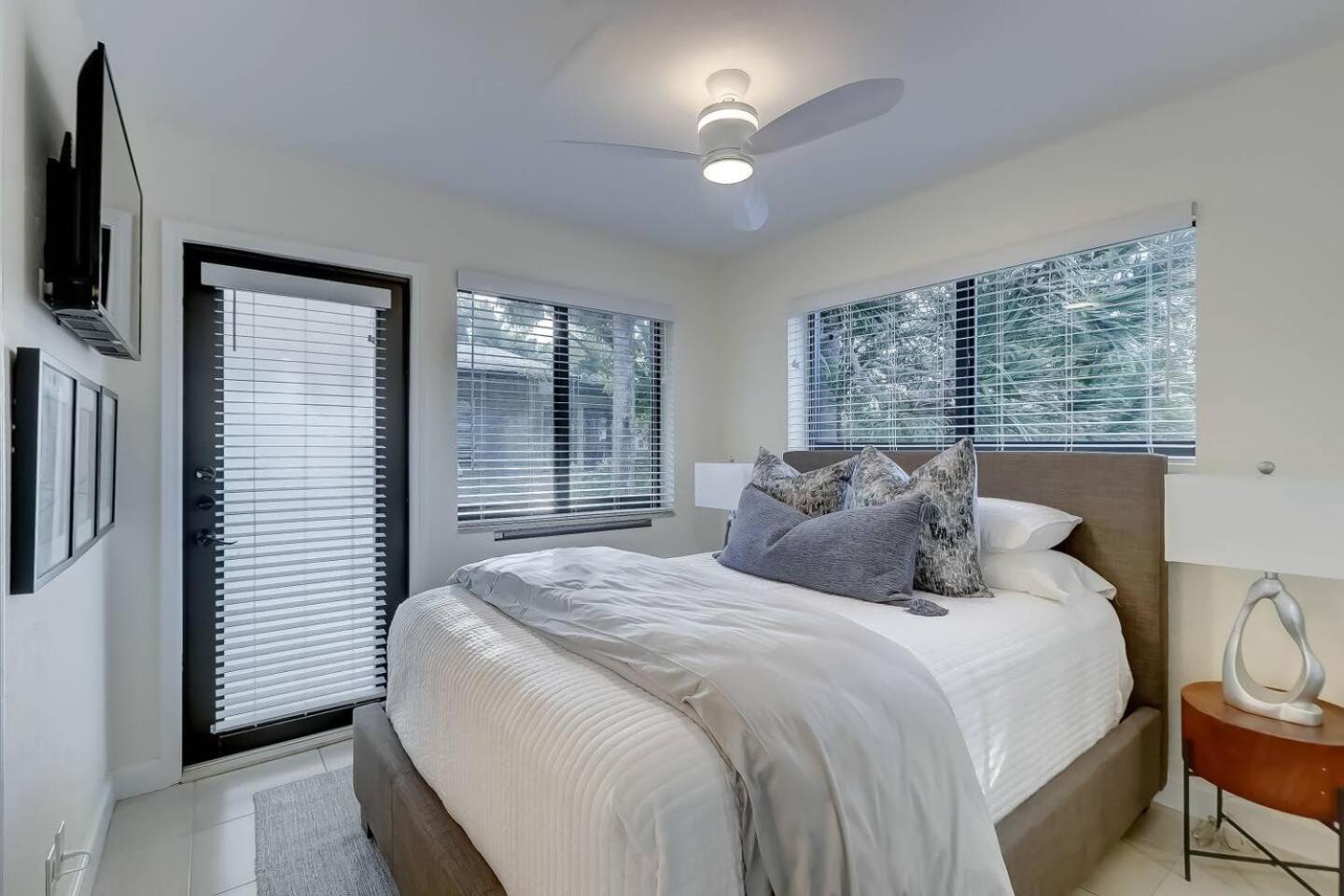 Waterfront Deck Pool Kayak Apartamento Fort Lauderdale Exterior foto